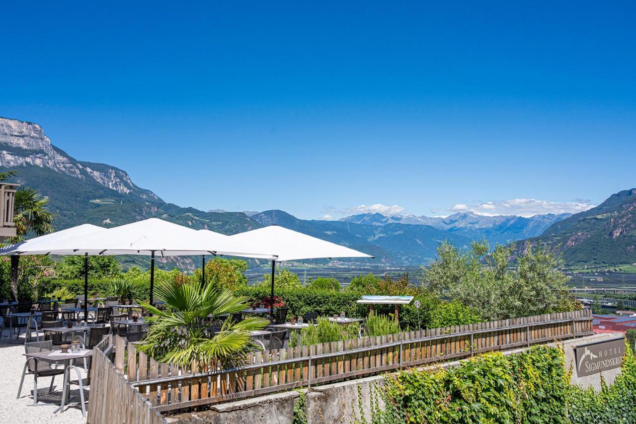 Hotel Sigmundskron Appiano Sulla Strada Del Vino Luaran gambar