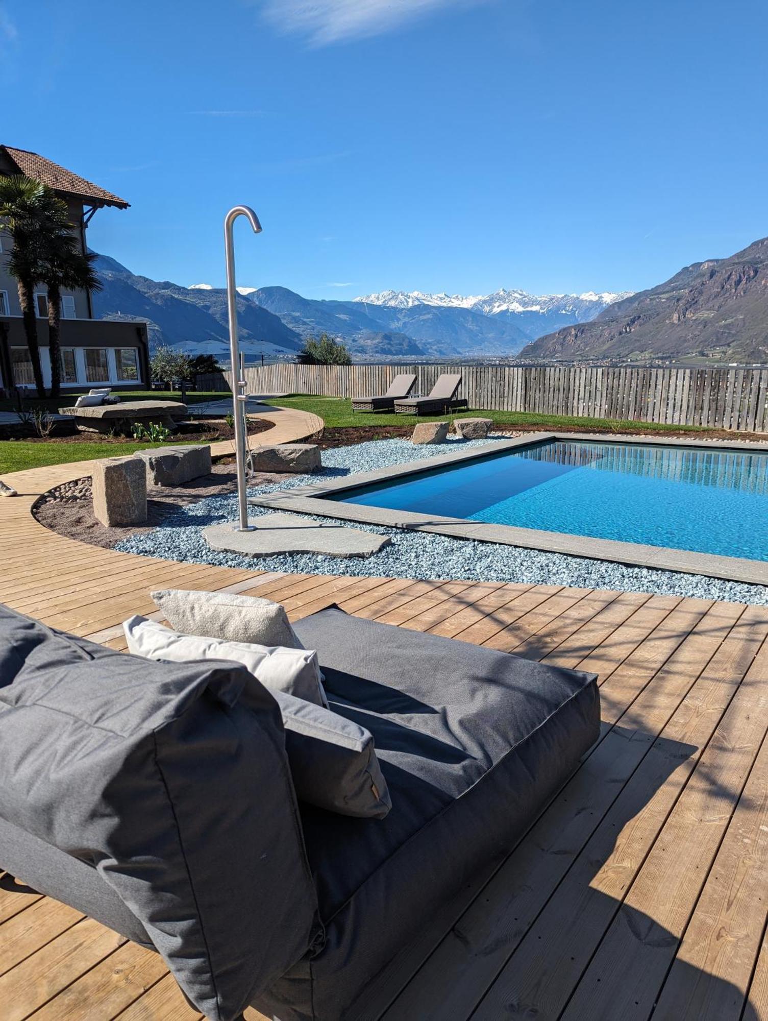 Hotel Sigmundskron Appiano Sulla Strada Del Vino Luaran gambar