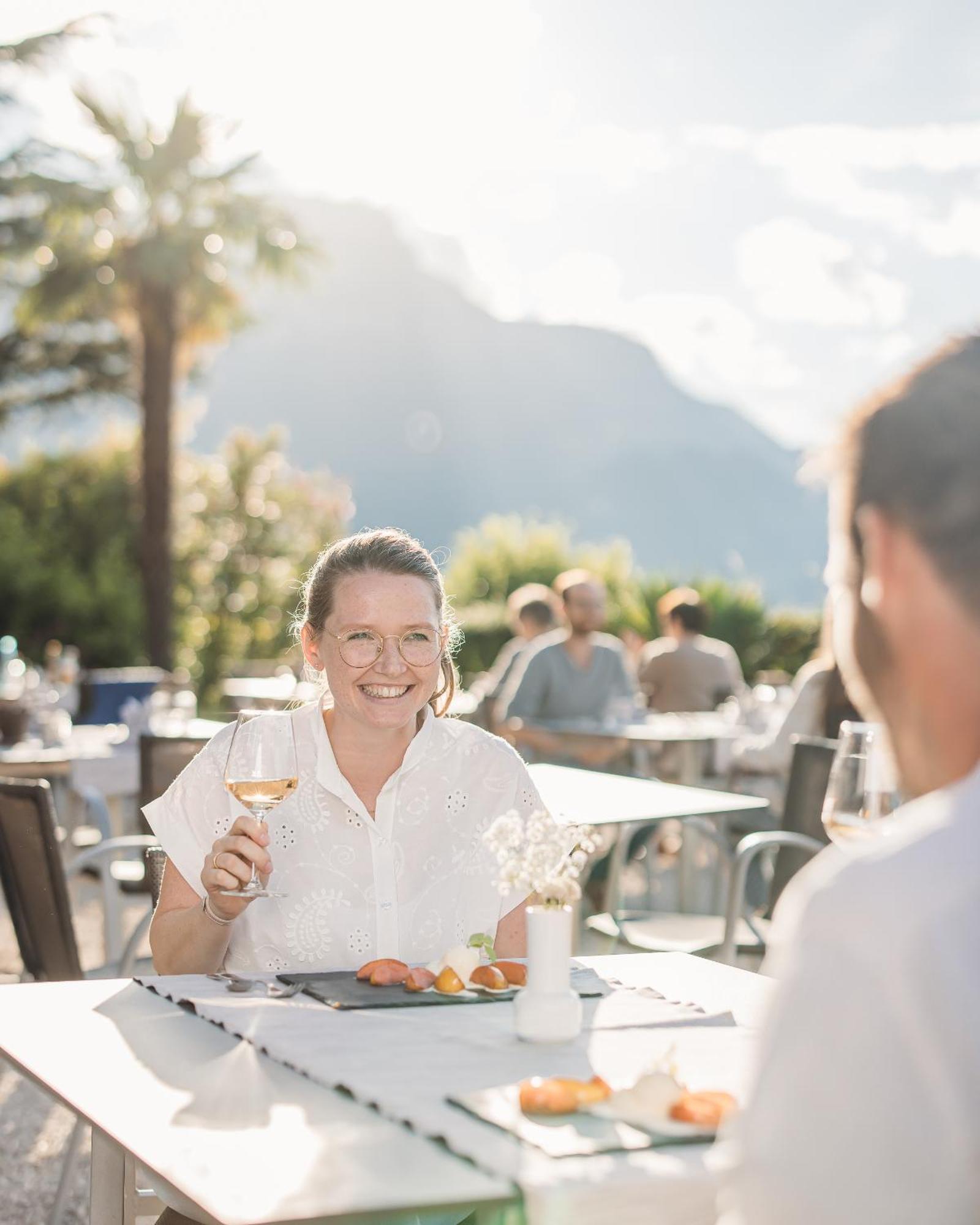 Hotel Sigmundskron Appiano Sulla Strada Del Vino Luaran gambar