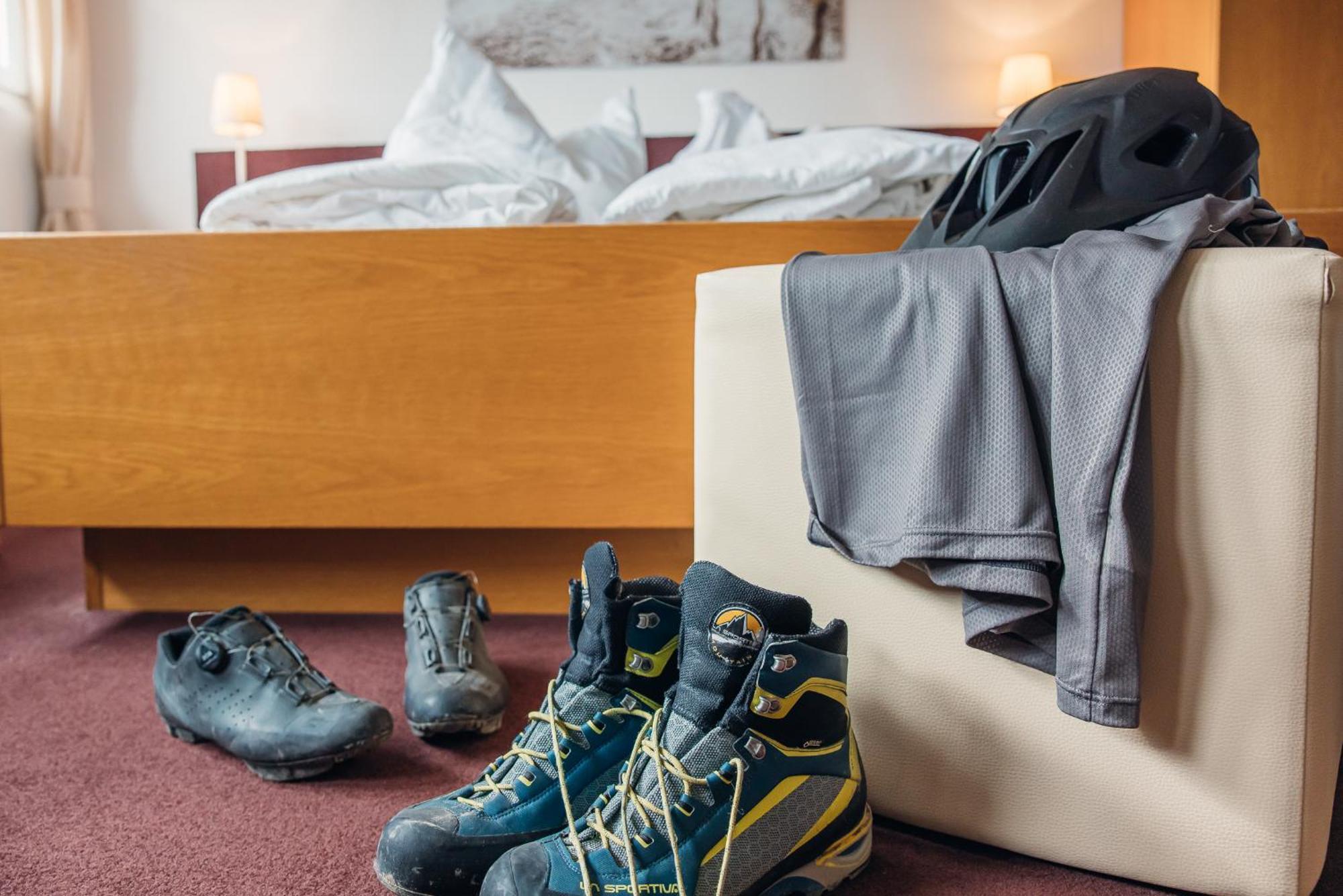 Hotel Sigmundskron Appiano Sulla Strada Del Vino Luaran gambar