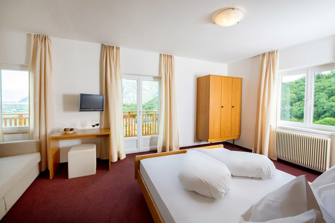 Hotel Sigmundskron Appiano Sulla Strada Del Vino Luaran gambar